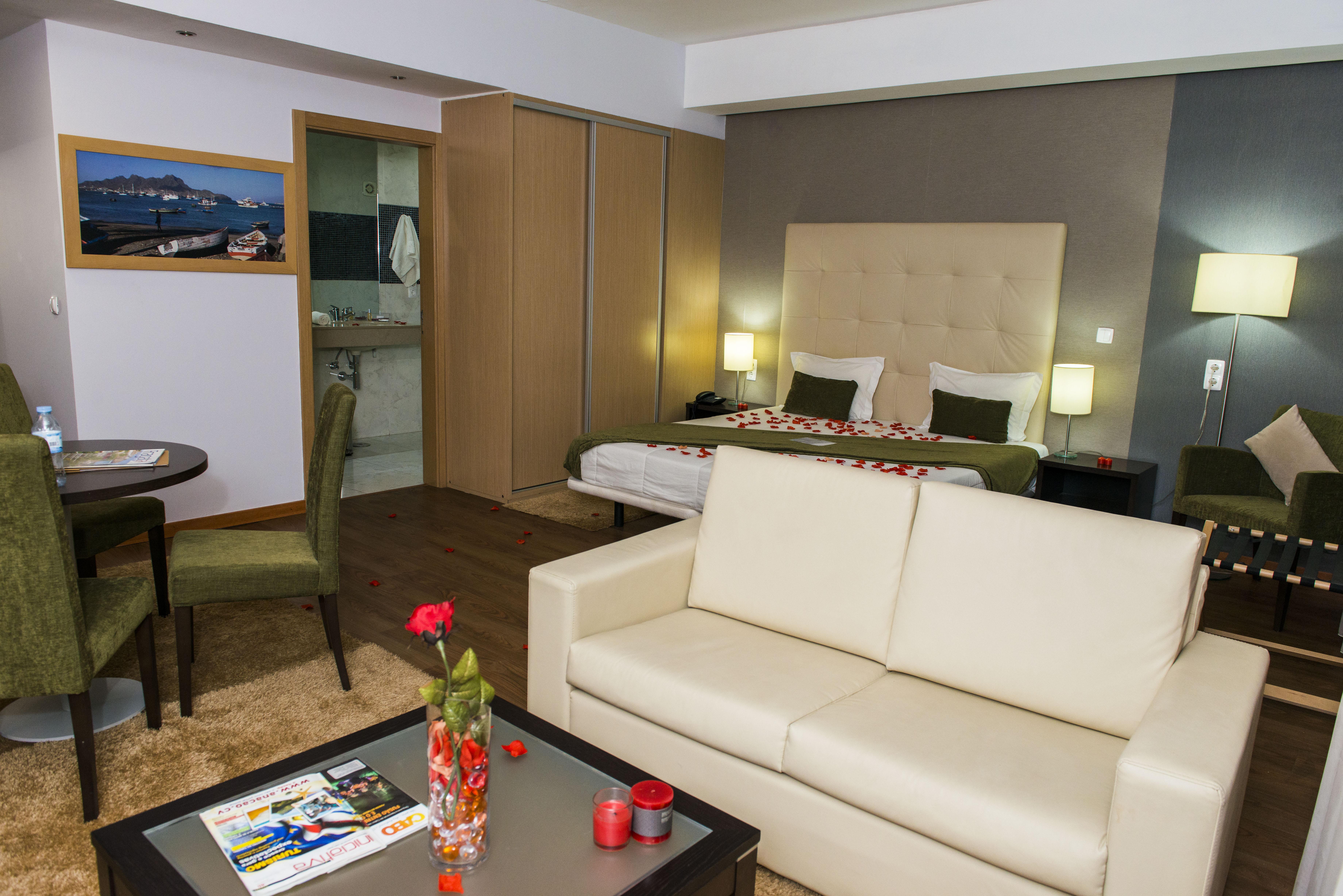 Hotel Santiago ปรายา ภายนอก รูปภาพ