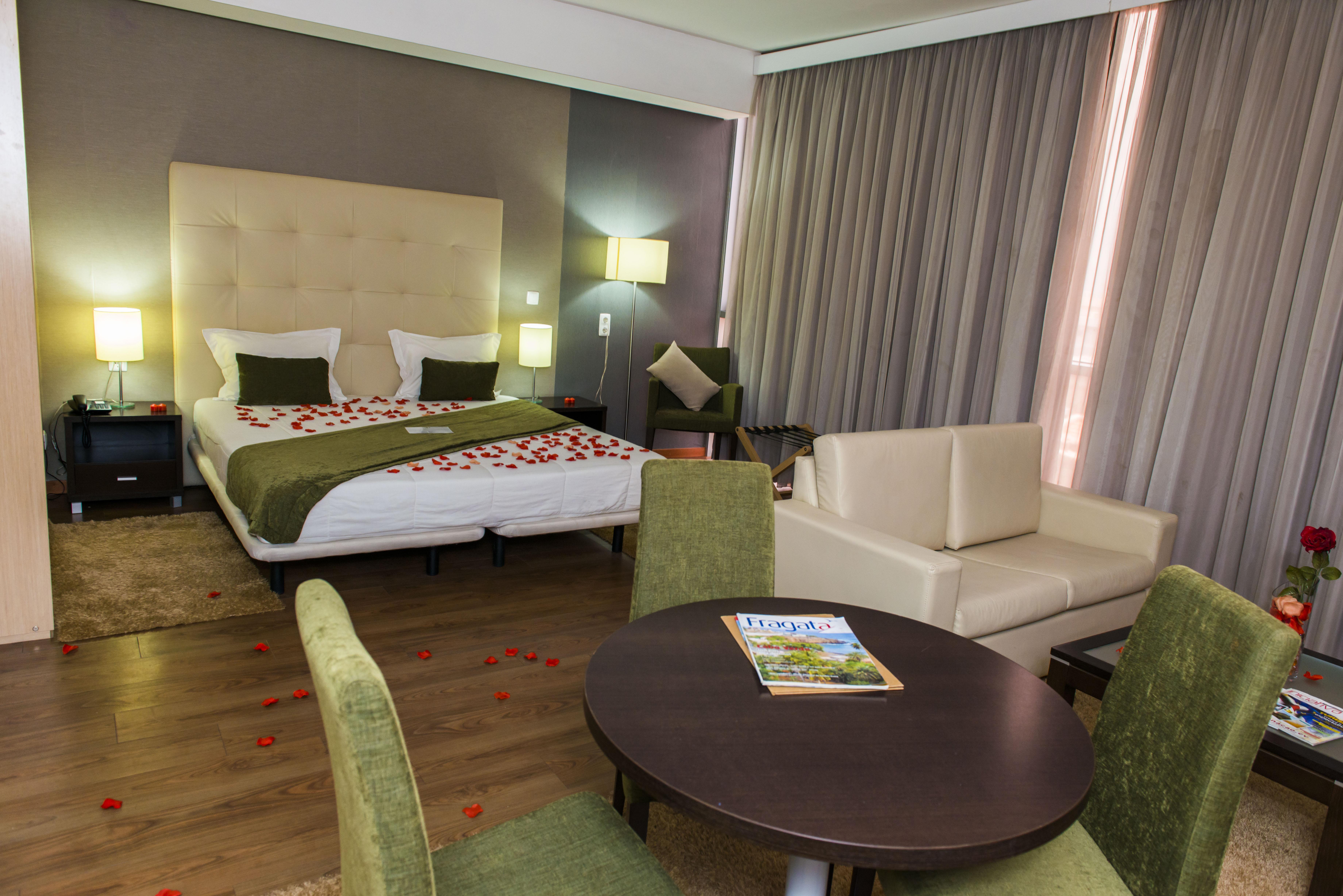 Hotel Santiago ปรายา ภายนอก รูปภาพ