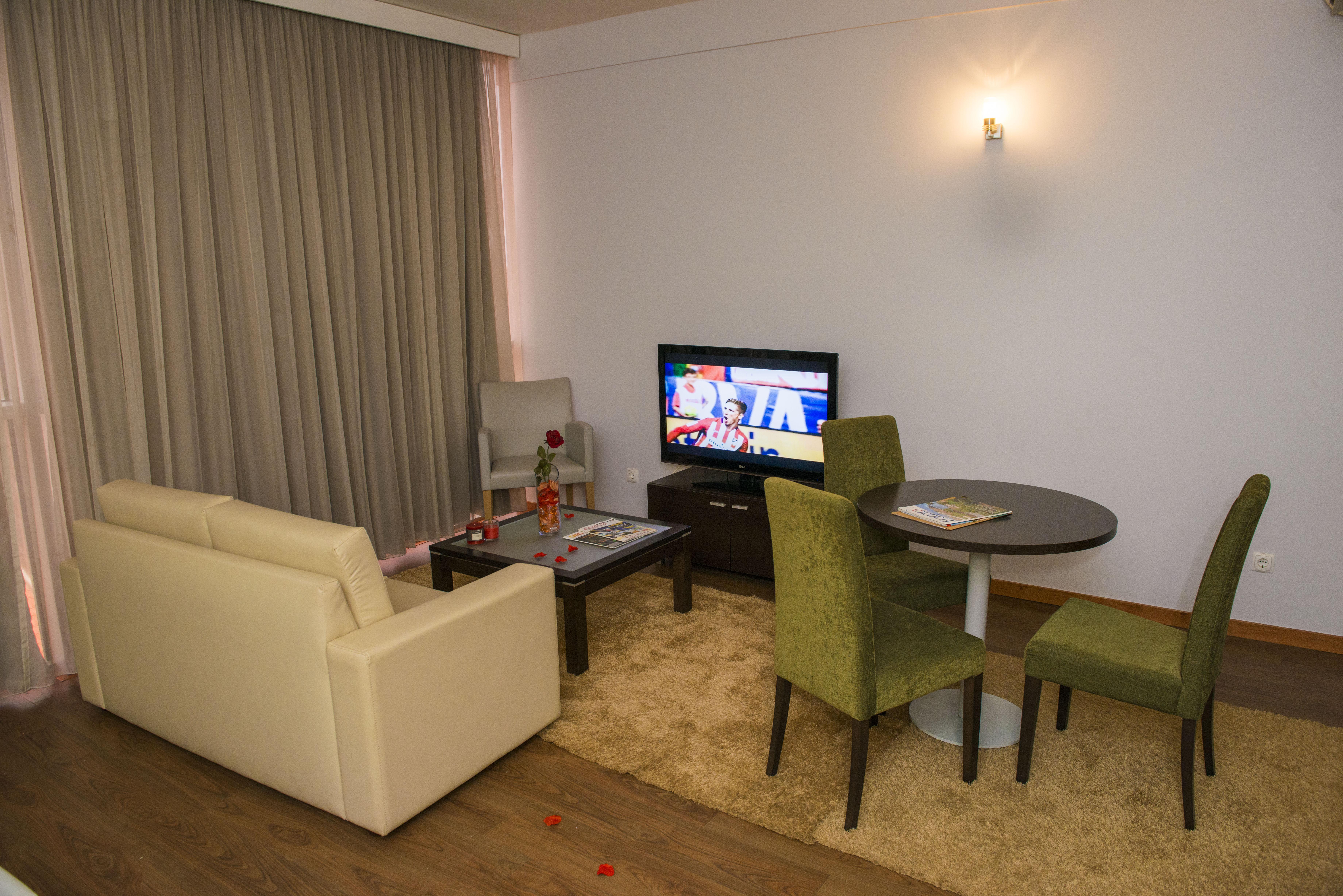 Hotel Santiago ปรายา ภายนอก รูปภาพ